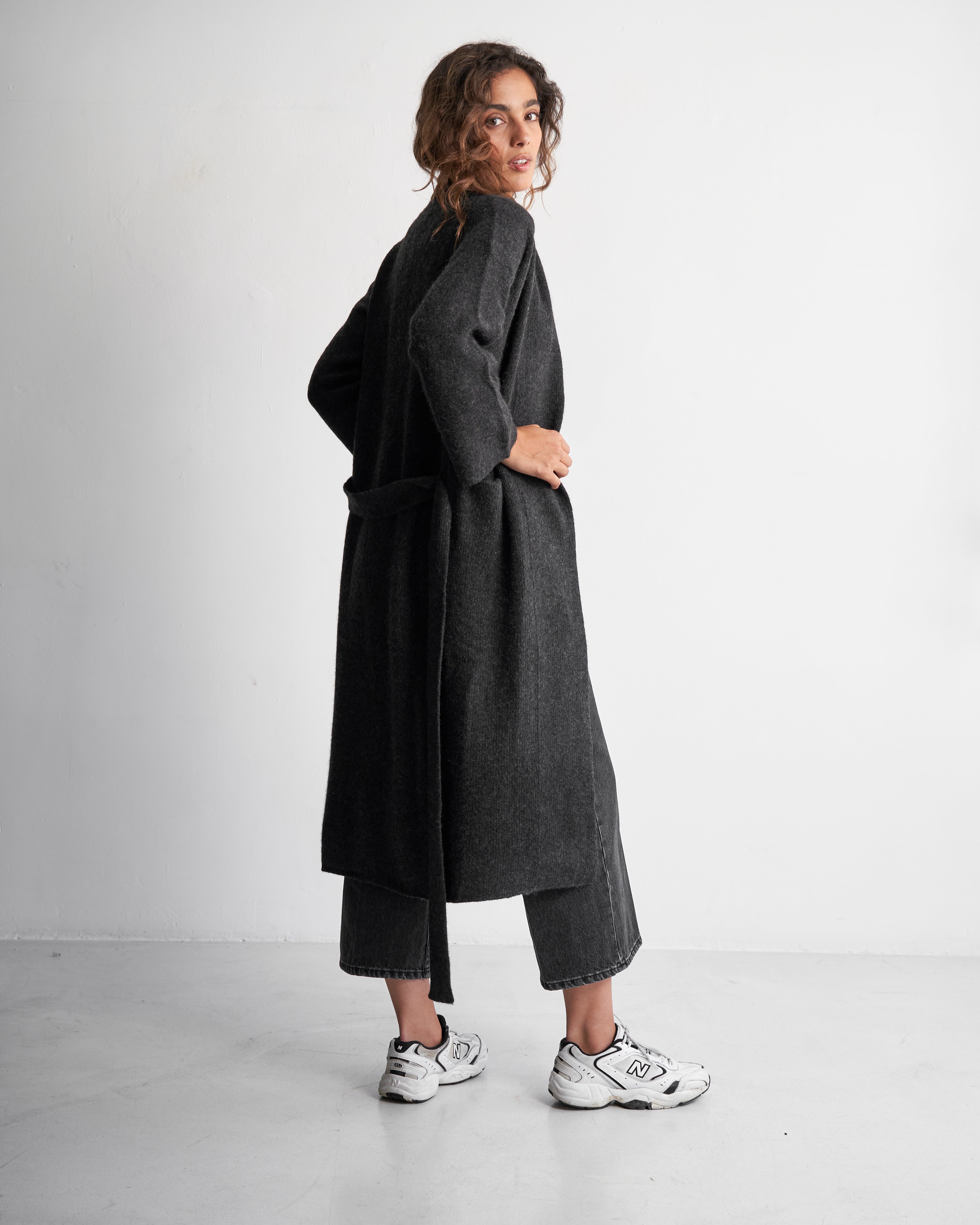 CARDIGAN GRIS OSCURO