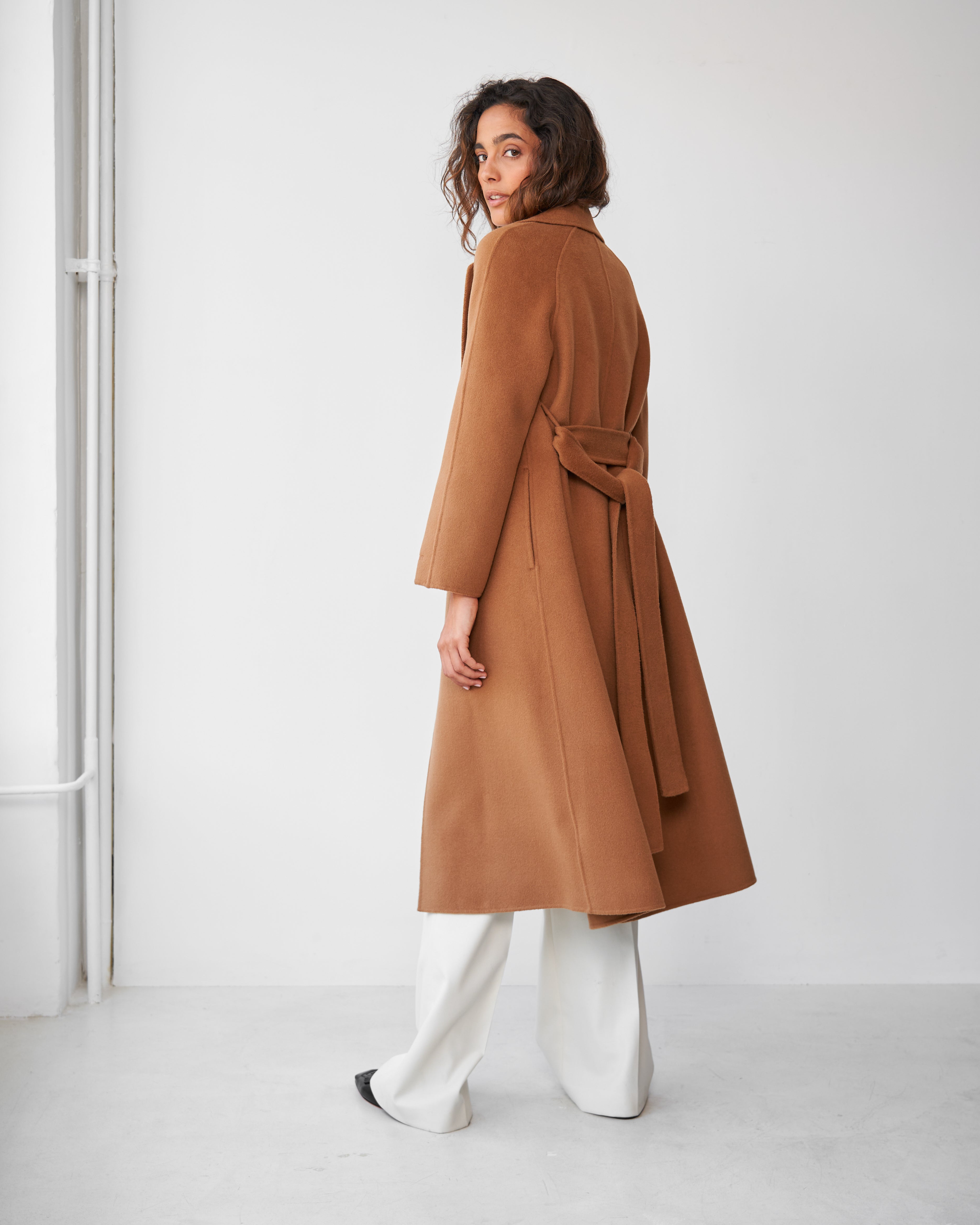 ABRIGO LARGO CAMEL